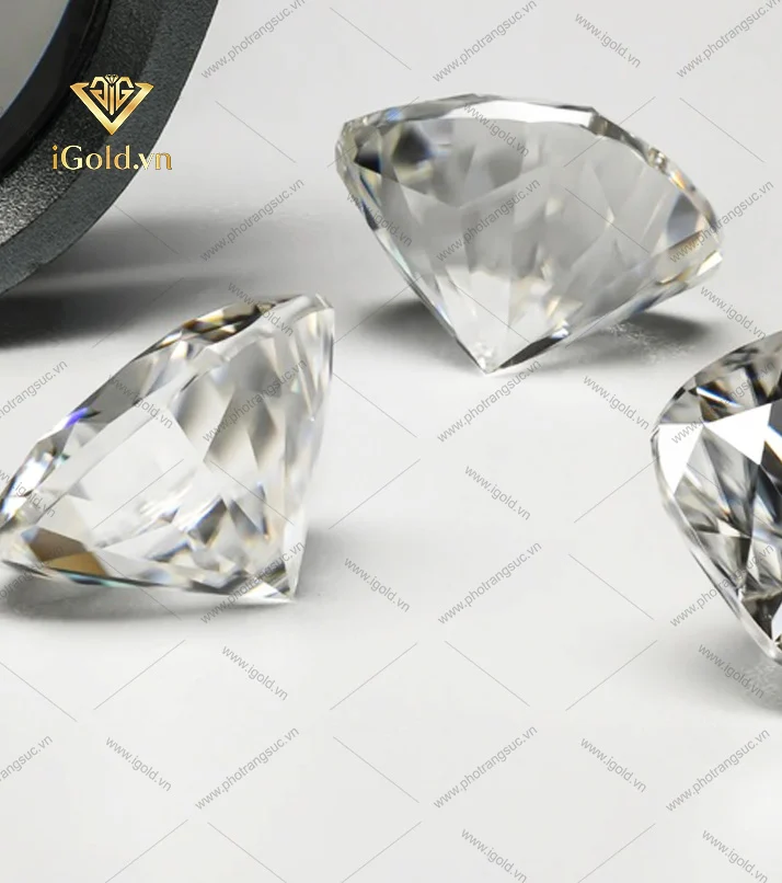 3 điểm khác biệt của kim cương Lab-Grown và kim moissanite